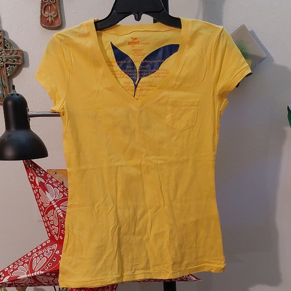 NWOT Bright Yellow Short Sleeved Shirt With Cute Small Pocket